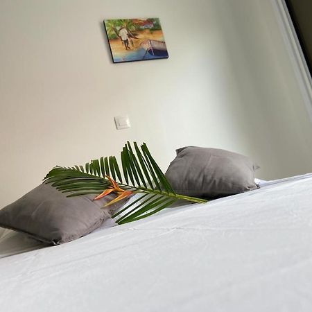 Residence Vwal O Van 2, Studio Plage A Proximite Sainte-Anne  Exteriör bild